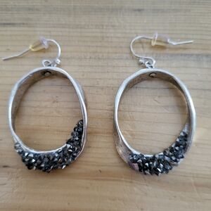 Elegant Silver and Black Hoop Earrings